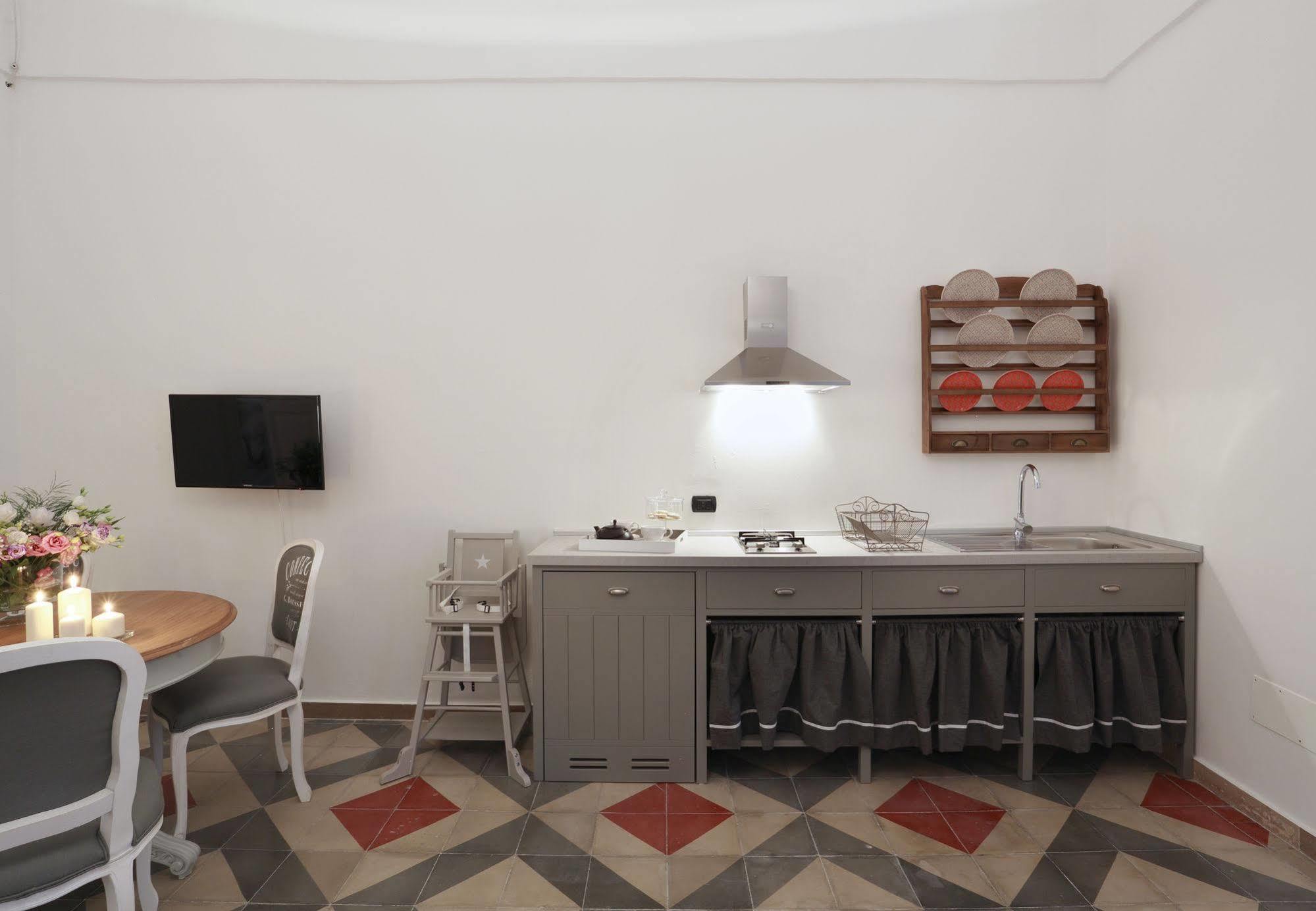 Santa Marta Suites & Apartments Лечче Екстер'єр фото