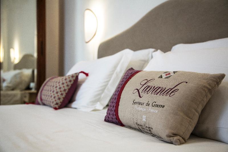 Santa Marta Suites & Apartments Лечче Екстер'єр фото